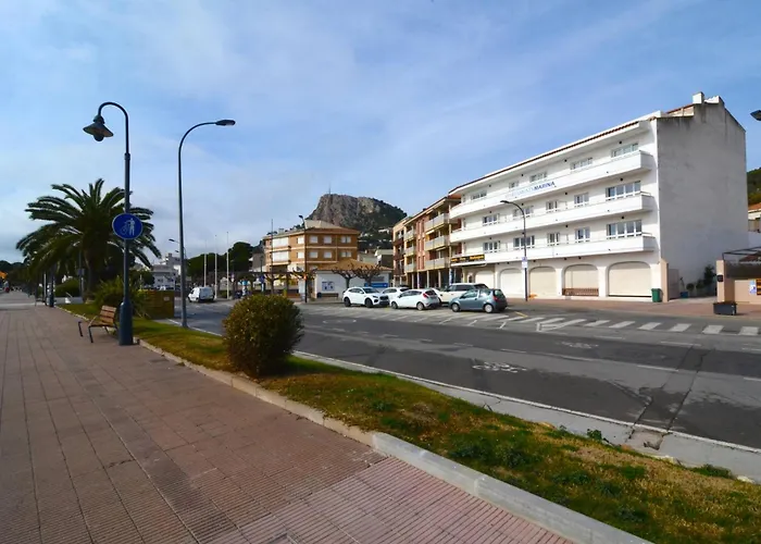 Marina 2-a * L'Estartit