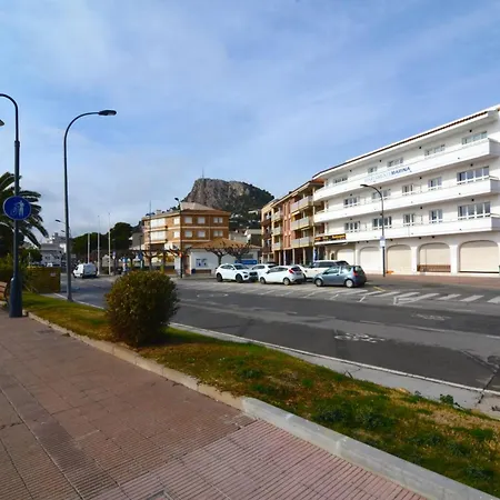 Marina 2-a * L'Estartit